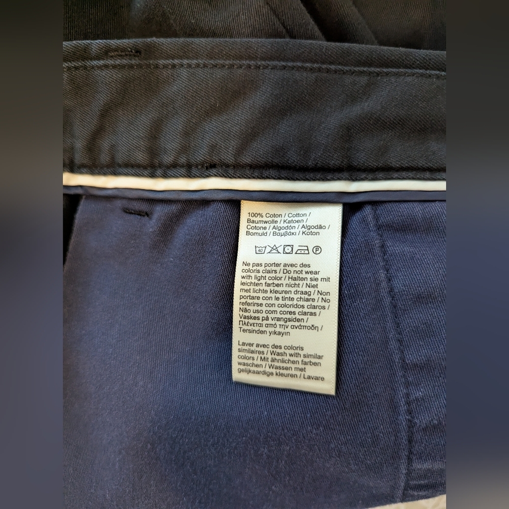 Lacoste Black Shorts 36 - Picture 11 of 11
